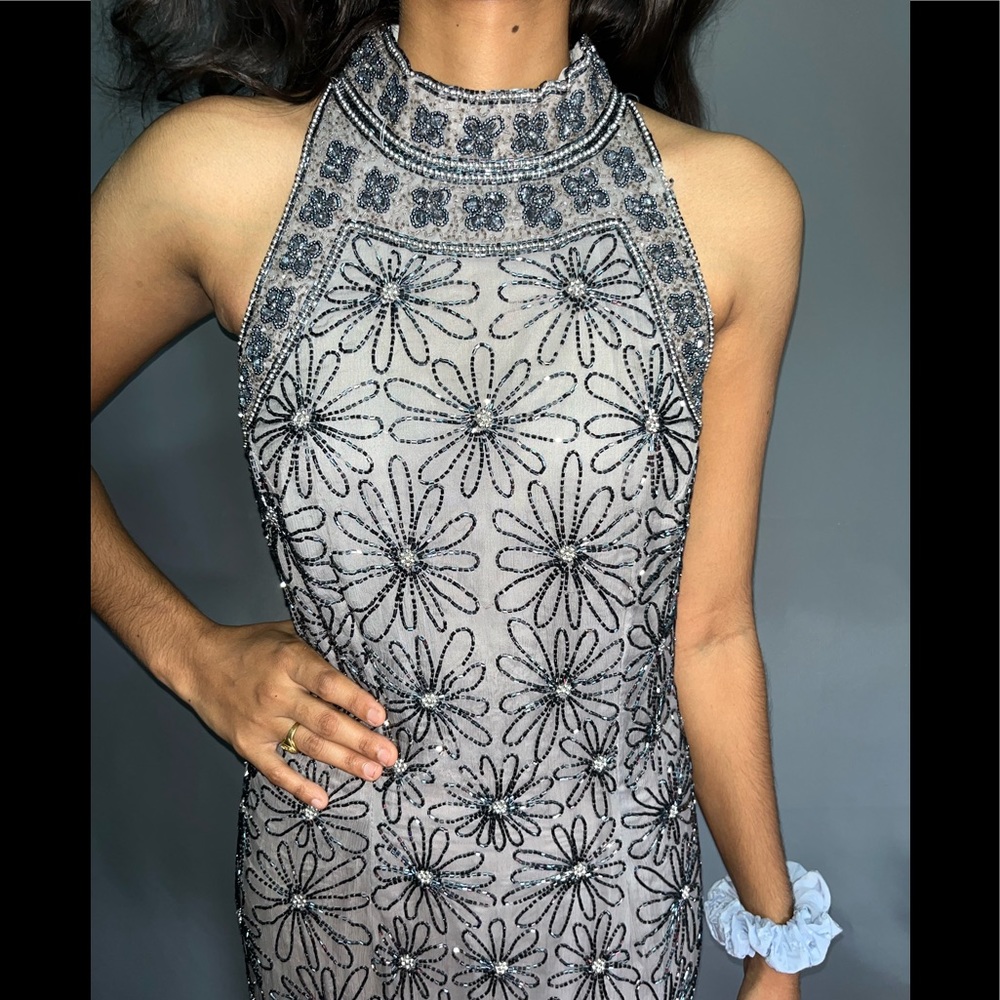 Full stone work party wear - Picture 3 of 8